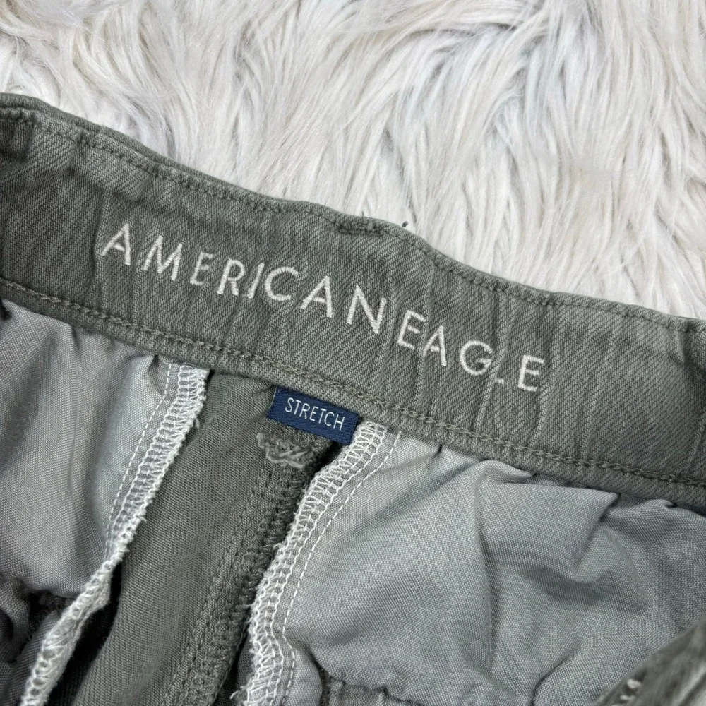 American Eagle Women's 4 Green High Rise Trouser Shorts Bermuda Jorts Preppy